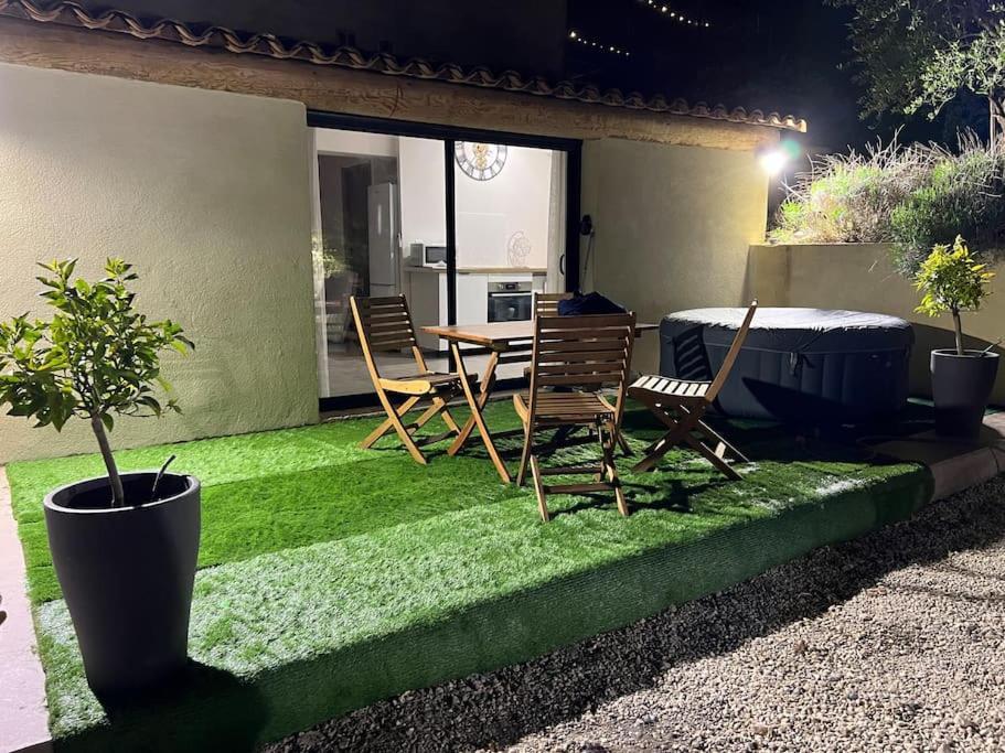 Ferienwohnung L'Escale Meyreuil Exterior foto